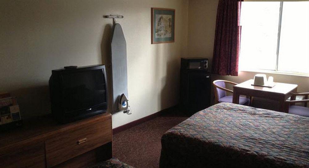 Econo Lodge Inn & Suites Albuquerque East I-40 Eubank Exit Eksteriør billede